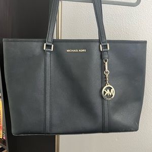 Black Michael Kors tote bag/purse
